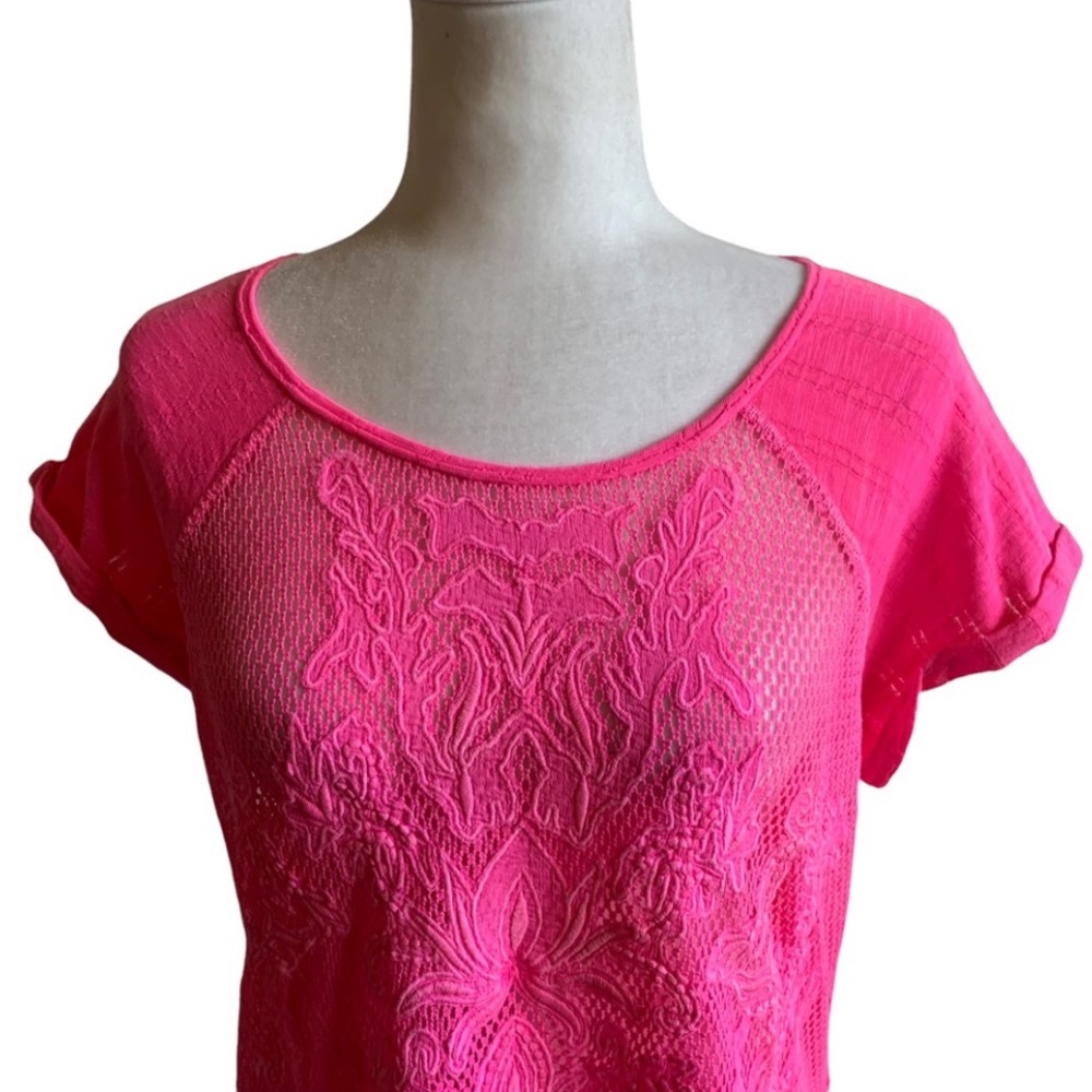 Lucky Brand Neon Pink Rolled Sleeve Mesh T-shirt size Small - Picture 2 of 5